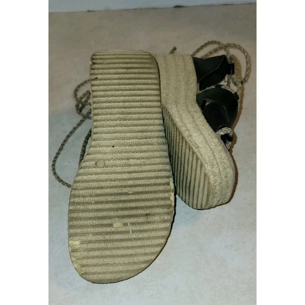 Sbicca Espadrille Womens 9M Black Round Toe Laced Up Wedge Heel Casual Suede‎
